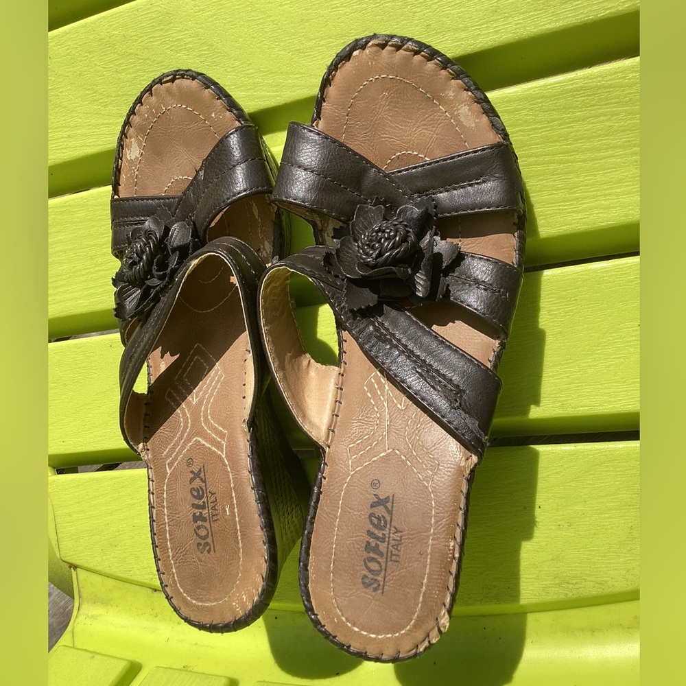 Softex Espadrilles, Italy, size 37, great condition, extremely comfortable.